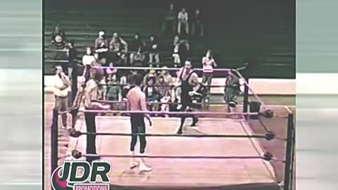 Joe Brody vs Roger Hamm (re-match)