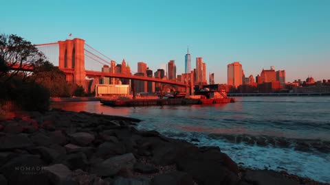 "Brooklyn Heights Sunrise Stroll: Manhattan Views from Brooklyn Bridge Park"
