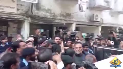 Senior Journalists Strong Reaction Over Re-Arrest of Azam Swati _ Pakistan Breaking News_ Capital TV
