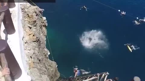 Cliff diving Philippines