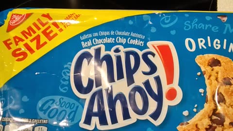 Eating Nabisco Family Size Chips Ahoy! Real Chocolate Chip Cookies, Dbn, MI, 1/14/24