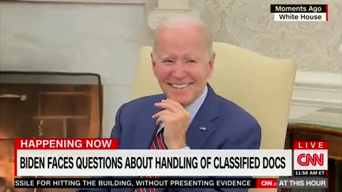EARTH TO JOE! Biden Stares Into Space While Reporters Yell Questions About Classified Docs