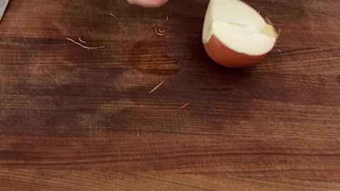 How to Slice an Onion...