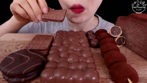 ASMR MUKBANG｜CHOCOLATE MARSHMALLOW KINDER RICE CAKE ICE CREAM SNACK