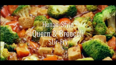 Recipes With Low Carbs – Keto Hunan-Style Quorn and Broccoli Stir-Fry