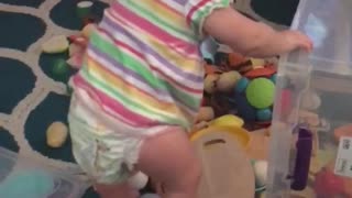 Baby girl gets excited and dances to Bruno Mars!