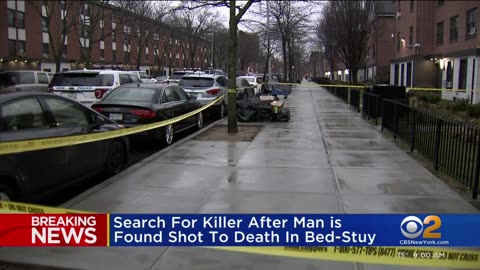 Man found dead with gunshot wounds in Brooklyn apartment building