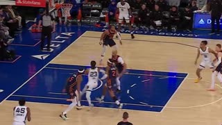 Derrick Rose Clutch Bucket! Reverse Layup Puts Knicks Ahead vs Grizzlies!