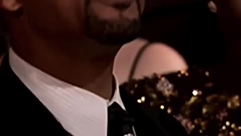 Will Smith Slaps Chris Rock At The 2022 Oscars 😱😂👋