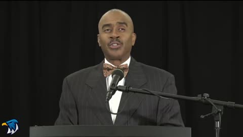 Pastor Gino Jennings- Prepare yourself for war