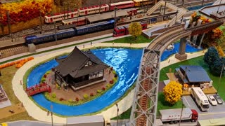 A compact N gauge model train layout