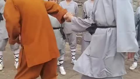 How to protect yourself From The enemy That Using Martial Arts part 2593