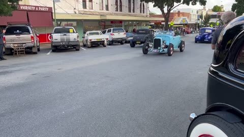 Narrandera Rod Run 2023 (daylight) 5 Cruisin no boozin