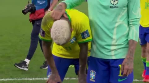 Reação de Neymar e chora Após Derrota Do Brasil Nós Pênaltis para a Croácia