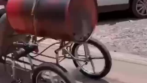 THIS IS A HOMEMADE STEAM ENGINE BIKE