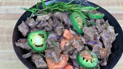 Ethiopian Tibs - learn how prepare stir fried beef the Ethiopian way