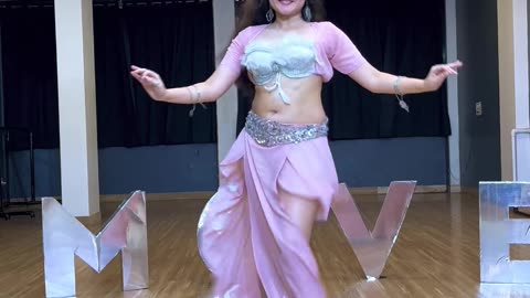 Drum Solo By-Medhavi Mishra| Belly Dance| Asian Beauty|