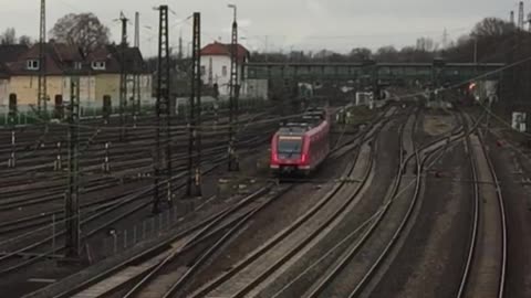 S8 on the way to Wiesbaden main station (430 640)