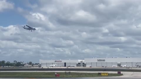 New Video of a Passenger Landing a Plane with Zero Flight Experience