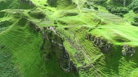 BEAUTIFUL SCOTLAND (Highlands / Isle of Skye) AERIAL DRONE 4K VIDEO