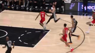 NBA - Wemby throws down the lob on the break! Trail Blazers-Spurs