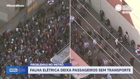 Metrô de SP tem falha elétrica e deixa um milhão de passageiros sem transporte