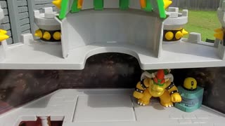 Bowser's Castle featuring Mario, Donkey Kong, and Bowser - Slide Test