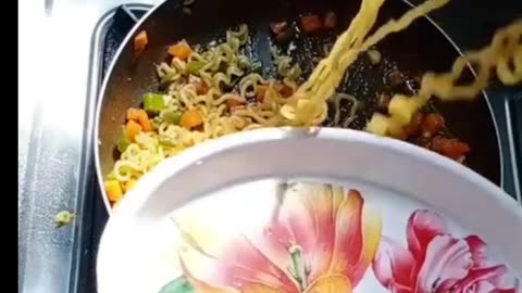 "Deliciously Irresistible Veg Maggi: A Flavorful Twist on a Classic!
