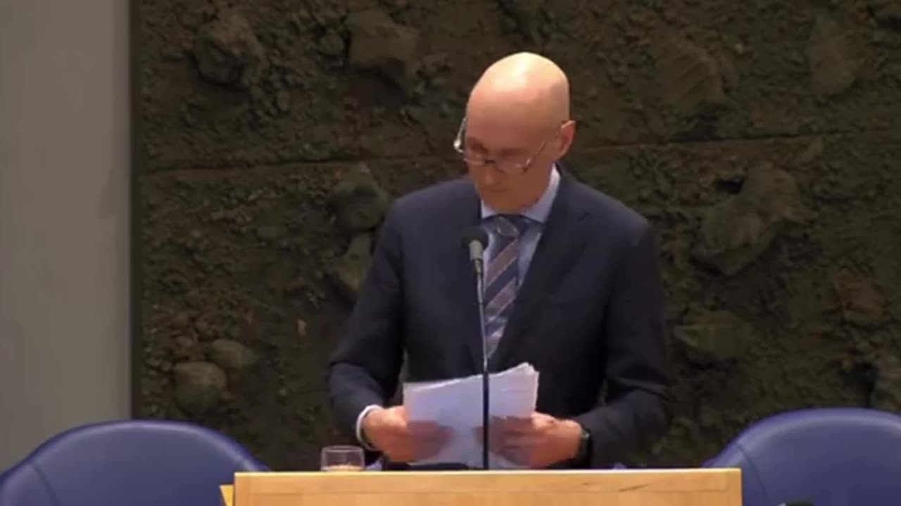Misdaad Tegen De Mensheid Of Menselijkheid