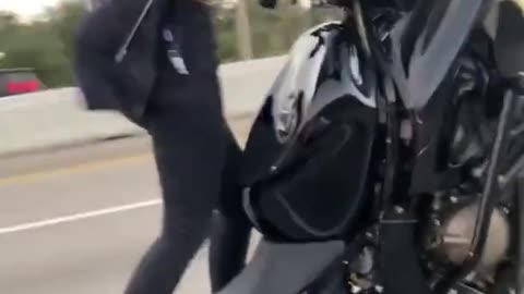 Girl riding super bike ! Super speed at highway