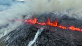 Icelandic volcano erupts, spewing lava and smoke
