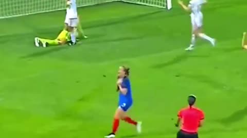 Funny Moments in Woman's Football