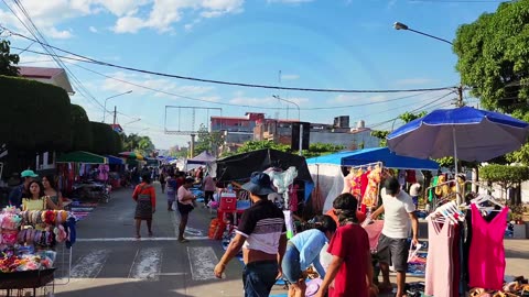 Un día de fiesta en la selva del Perú.