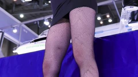 Korean Racing Model (Hong Jieun) Sexy fishnets showing under