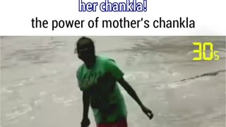 🐊 Crocodile VS Mother's Chankla 🩴 (Flip-flops)