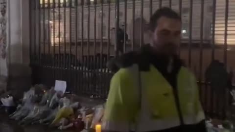 We're on the ground at Buckingham Palace after it was announced the Queen has died