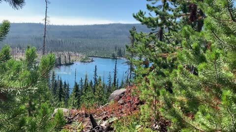 Central Oregon - Mount Jefferson Wilderness - Sparkling Wasco Lake from the Pacific Crest Trail