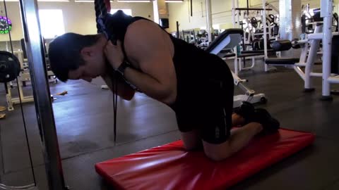 How to PROPERLY Cable Crunch to Shape Your Abs (How to Kneeling Cable Abdominal Crunch)