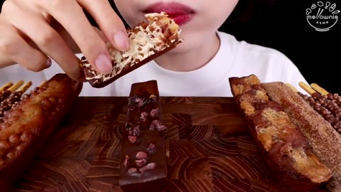 ASMR MUKBANG｜FINANCIER *CHOCOLATE, SMORE, YAKGWA, CARAMEL, CHEESE, CHURROS 휘낭시에 초콜릿 스모어 약과｜EATING｜먹방