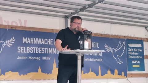 Verlesung Zukunftsvision MARK STURM und ENDE, VEIT - BAUTZEN, Kornmarkt, 05 06 2023, 122. MAHNWACHE