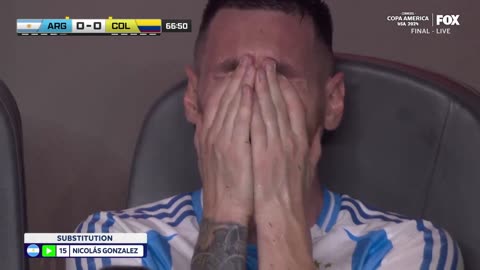Lionel Messi in tears after being subbed out due to injury 💔