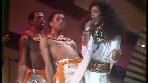 Donna Summer - Love To Love You Baby = Live Midnight Special 1976