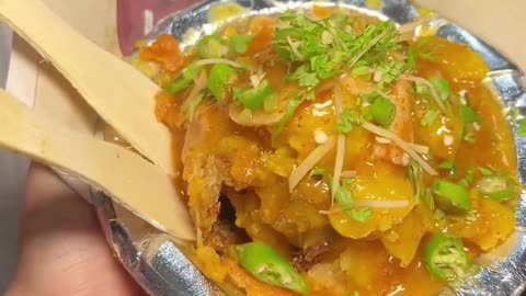 Best Kachori in delhi #streetfood #ytshorts #fodofood #kachori #kachorilover #kachorichaat #foodie