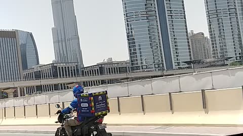 Delivery guy in Dubai Heat