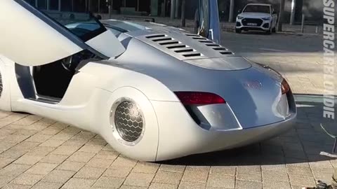 🔥 Check out this mind-blowing ride with sphere wheels and a futuristic spaceship-style