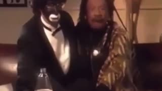 Here is a rare clip of Howard Stern in Black Face using the term ‘smelly nigga’ in 1993.