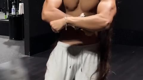 Super muscle man