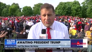 ‘This place is packed’: David Zere reports live from Trump campaign rally in South Bronx