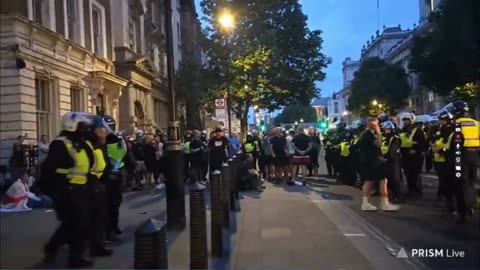 London UK ERUPTS into CHAOS!!! Britain Is In REAL TROUBLE