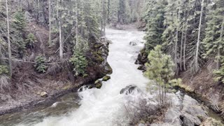 ENJOY the Peace & Quiet of Beautiful Benham Falls – Deschutes River – Central Oregon – 4K